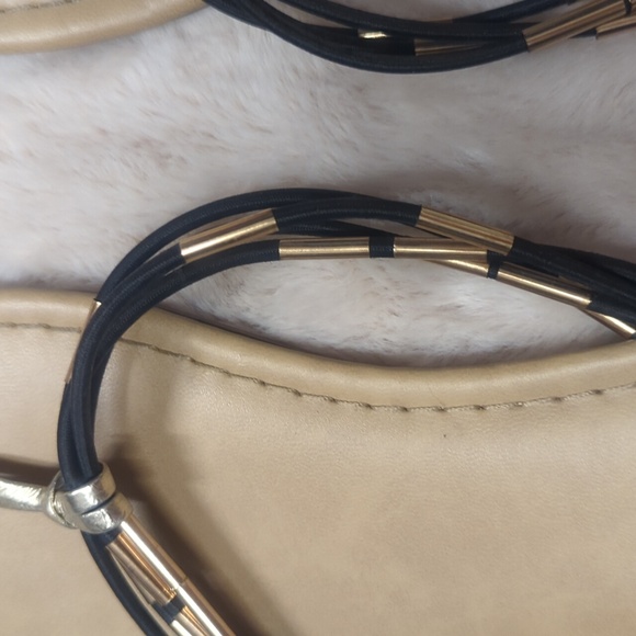 Stylish Beige and Black Sandals - Picture 2 of 5